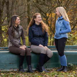 Legginsy czy bryczesy — które spodnie do jazdy konnej wybrać?