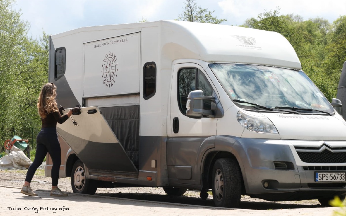 Karolina Pala Transport Koni, czyli nie ma rzeczy niemożliwych.